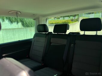 Volkswagen Caravelle Comfortline - 13
