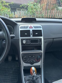 Peugeot 307 1.4 benzín 55kW 2005 nová stk/ek - 13