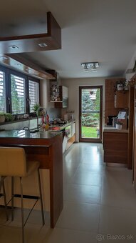 5-izbový zariadený rodinný dom - 13