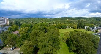 Slnečný 4 - izbový byt - Sídlisko Nad Jazerom - 13
