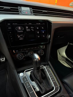 Volkswagen Passat Variant 2.0 TDI  R-Line 4Motion DSG 140kw - 13