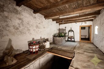POZOR ZNÍŽENÁ CENA Viničný domček z roku 1878 - 13
