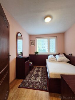 BEZ PROVÍZIE- 3 izb.byt pri OC Centrál a zimného štadióna O. - 13