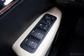 Lexus RX 450h Executive AWD 1.Majiteľ - 13