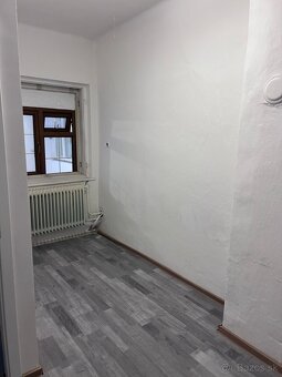 Prenájom/starší dom/Biely Kostol - 13