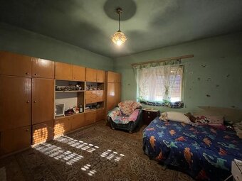 Felsőtelekes trojizbový dom s terasou a veľkým pozemkom - 13