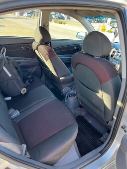 KIA RIO 1.4 71 kw - 2007 - 13