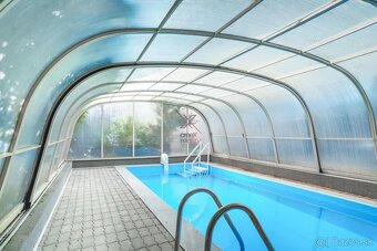 🏡 Na predaj výnimočný 8-izbový rodinný dom v Lozorne - 13