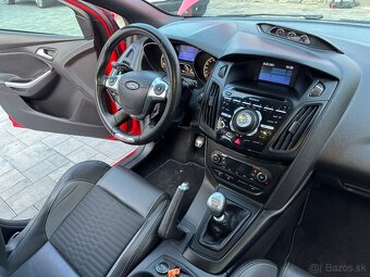 FORD FOCUS ST 2.0 T EXOBOOST BENZIN 184KW 250PS - 13