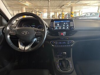 Hyundai i30 CW Kombi 1.4 T-GDi Family 7DCT - 13