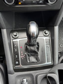 VW AMAROK DSG AUTOMAT ROK VÝROBY 2012  132 KW - 13