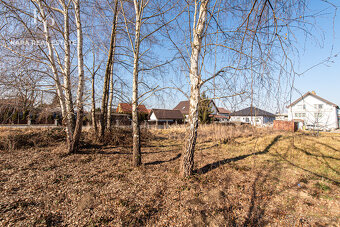 Stavebný pozemok na predaj, plocha 1 228 m², obec Lada - 13