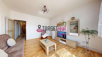 TARGETreal | Na predaj 7-izbový dvojgeneračný rodinný dom v  - 13