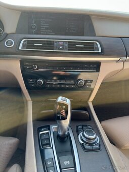 BMW 740D x-drive - 13
