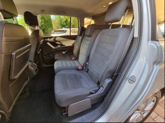 Volkswagen Touran 2.0 TDI SCR 150k Edition Highline DSG - 13