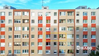 RADO | 4i presvetlený byt s loggiou na začiatku Petržalky |  - 13