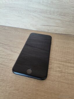 Apple iPhone SE 2020 (2nd gen) - ako nový / v záruke - 13