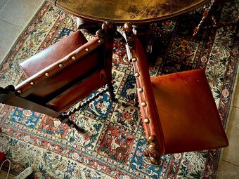 Starožitný nábytok - 13