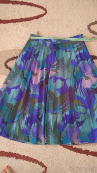 Predám deky,RETRO oblečenie,kabelky,obrusy,návliečky na vank - 13