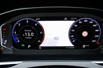 Volkswagen Passat Variant 2.0 TDI Elegance 4Motion DSG - 13