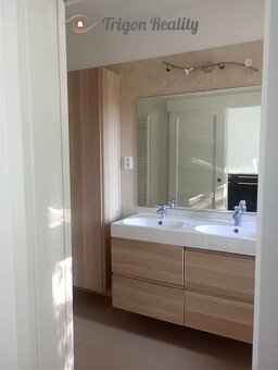 3 izbový rekonštruovaný byt pri centre - Komárno - 13