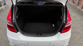 Hyundai i30 1.4 benzin - 13