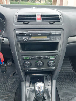 Škoda Octavia Combi 1.9 TDI Elegance - 13