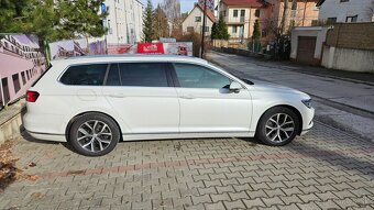 VW Passat Variant 2.0 BiTDI 240k BMT Highline 4MOTION - 13