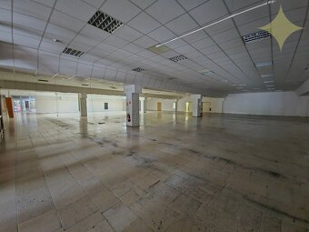 INVESTIČNÁ PRÍLEŽITOSŤ/ PRIEVIDZA, Obchodný (Bytový?) DOM    - 13