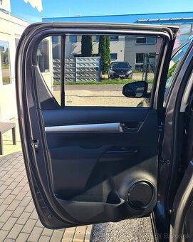 TOYOTA HILUX DC 2.8 I D-4D EXECUTIVE 4X4 - 13