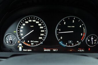 BMW Rad 5 530d A/T - 13