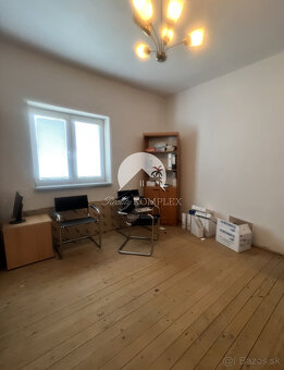 ZNÍŽENÁ CENA Pekný rodinný dom len pár krokov od štrkovo- - 13