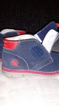 Čižmy a prechodné topánky v.23 - 13