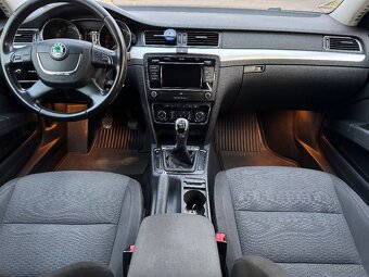 Skoda superb combi 2.0 tdi 103kw 2011 - 13