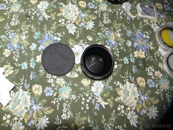Sony Alpha A100 s objektivmi a prislusenstvom - 13