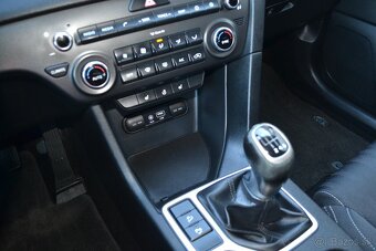 Kia Sportage 1.7 CRDI 2WD Gold+ - 13