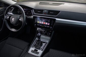 Škoda Superb Combi 2.0 TDI DSG - 13
