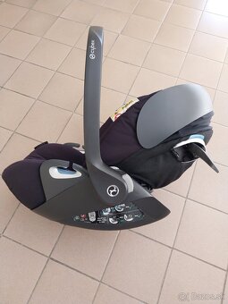 CYBEX Cloud Z i-Size + ISOFIX základňa Base Z - 13