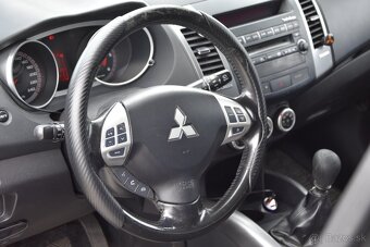 Mitsubishi Outlander 2.0 DI-D Intense - 13
