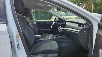 Škoda Octavia Combi 2.0 TDi AMBITION DSG - 13