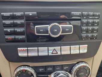 Mercedes-Benz C trieda Kombi 300 CDI BlueEFFICIENCY Avantgar - 13