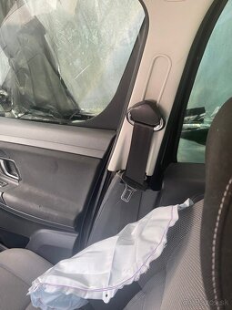 Skoda roomster predam v celku na diely cena dohoda - 13