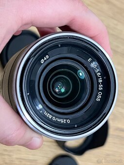 Sony A5100 bezzrkadlovka + dva objektívy - 13