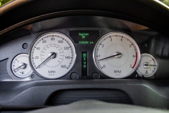 Chrysler 300 C 5.7L V8 - 13