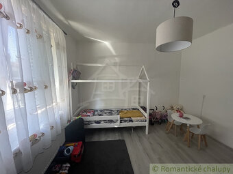 ZNÍŽENÁ CENA Štvorizbový rodinný dom s 10 árovým pozemkom - 13