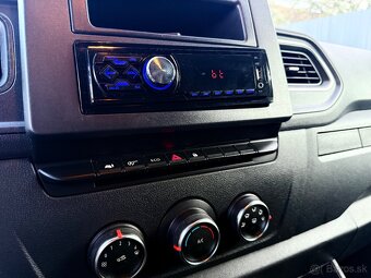 Renault Master plachta 2022 - 13