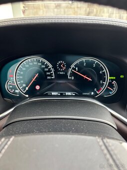 BMW 750xd - 13