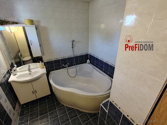 PREDAJ priestranný 5 izbový rodinný dom v meste Šurany. - 13