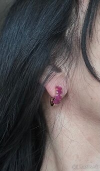 Zlaté náušnice s rubínmi - 13