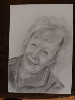 Kreslenier realistických portretov podľa fotogragie - 13